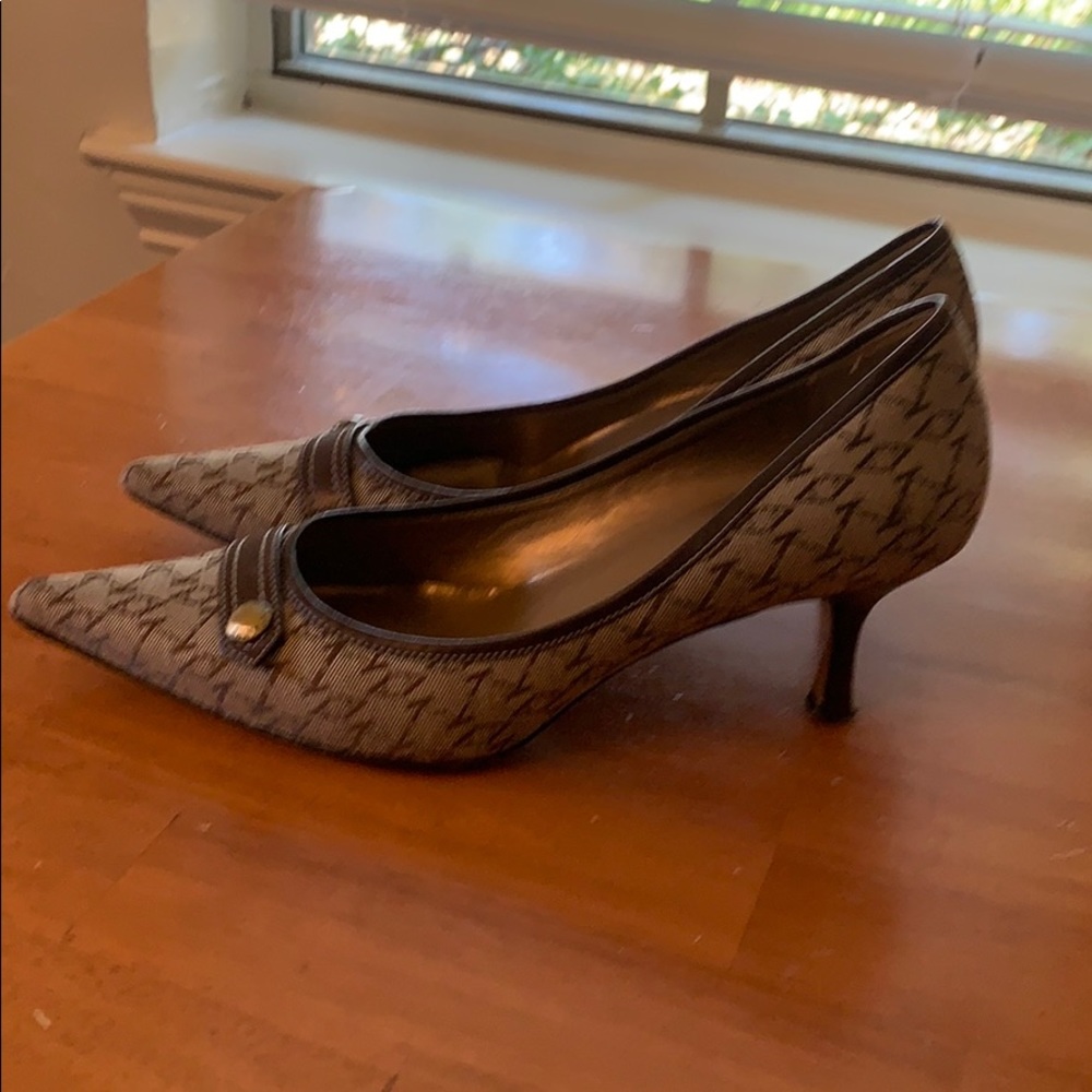 Shoes - Picture 2 of 2